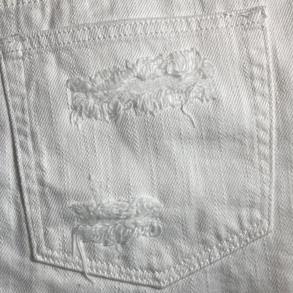 NWT Womens Free People
Loving Good Vibrations Cutoffs Spring White Shorts - Picture 12 of 15
